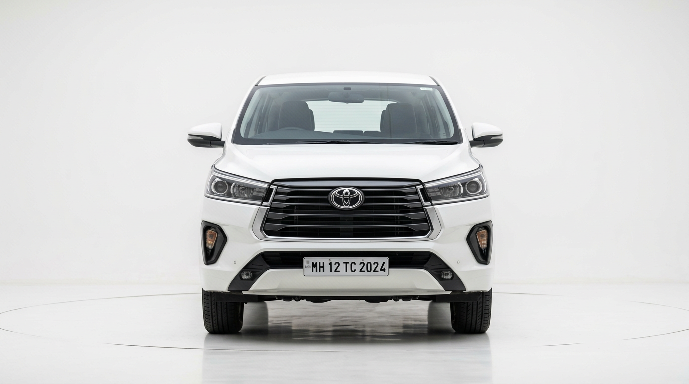 Toyota Innova 8-seater cab Prayagraj